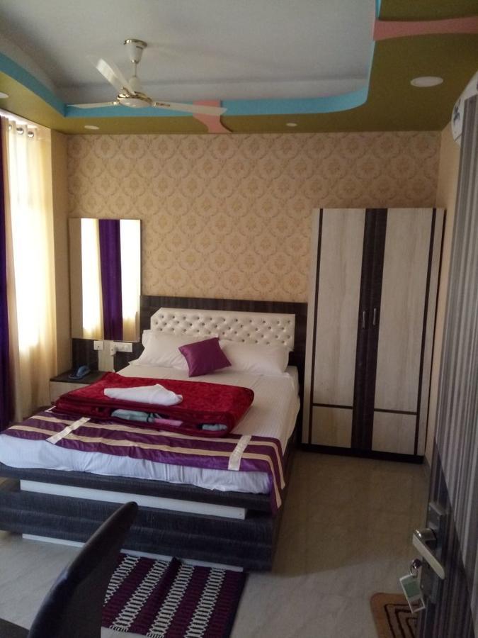 Hotel S.T. Apple Дигха Екстериор снимка