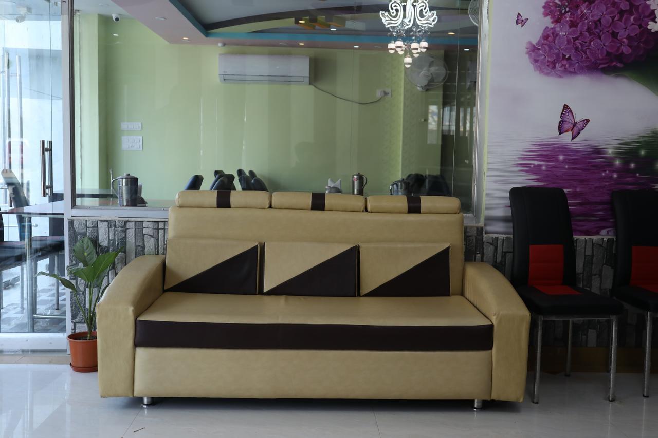Hotel S.T. Apple Дигха Екстериор снимка