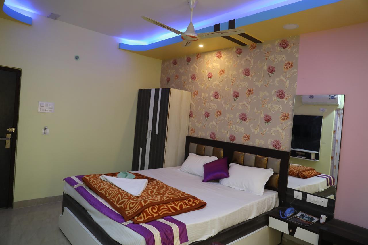 Hotel S.T. Apple Дигха Екстериор снимка